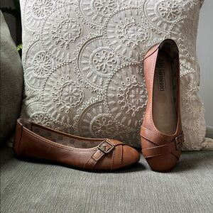 Memory Foam Brown Leather Loafers with Buckle Detail